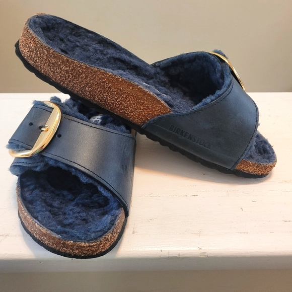 Birkenstock Madrid Big Buckle Shearling Sandals - Picture 2 of 5